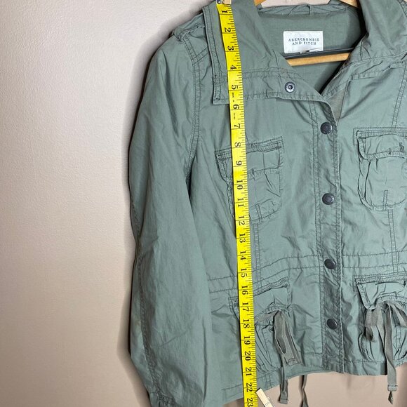 Military Inspired Women’s Abercrombie and Fitch Olive Green Cotton Jacket - Picture 11 of 14